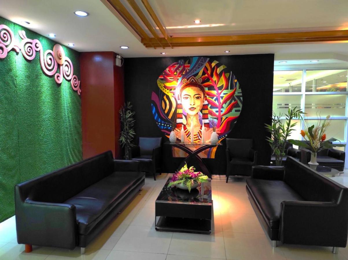 Greenwindows Hotel Davao City Εξωτερικό φωτογραφία